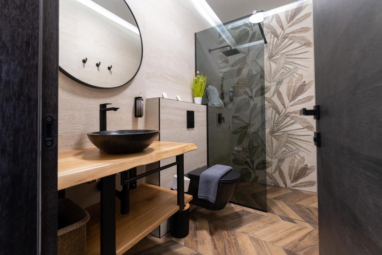 West Coast Deluxe Rooms Split Eksteriør bilde