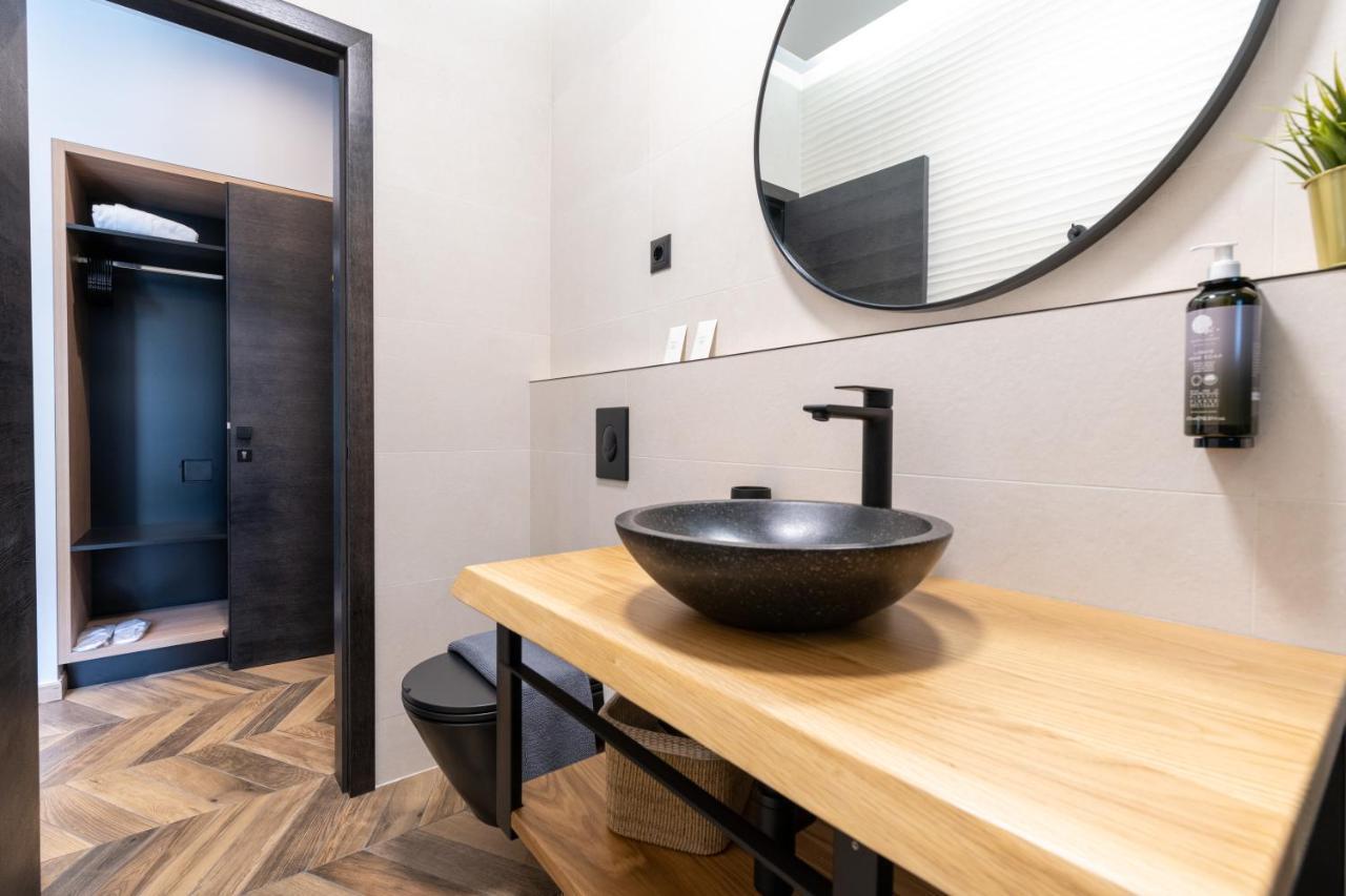 West Coast Deluxe Rooms Split Eksteriør bilde